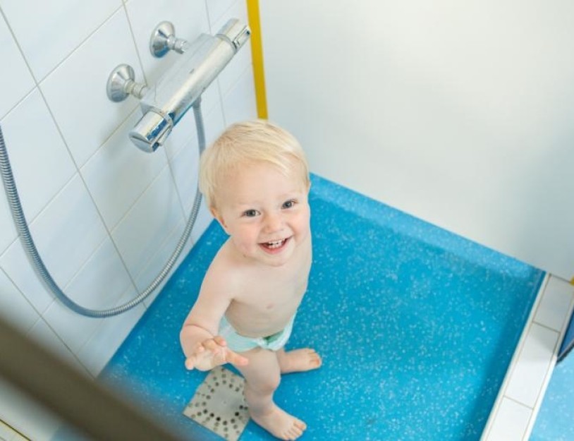 123-Sanitair - kinderdouche1.jpg