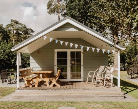 Camping-de-kleine-wolf-accommodatie-outdoorlivinglodge-2.jpg
