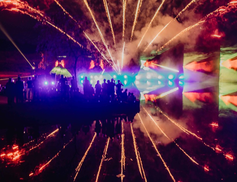 Camping-de-kleine-wolf-animatie-lasershow-16.jpg