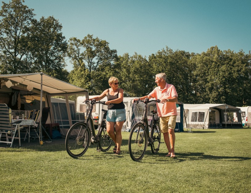 Kamperen_Fietsen in hand.jpg