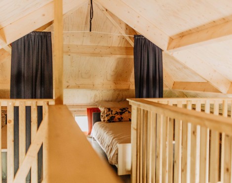Camping-De-Kleine-Wolf-Accommodatie-Hooiberg-zolder-4.jpg