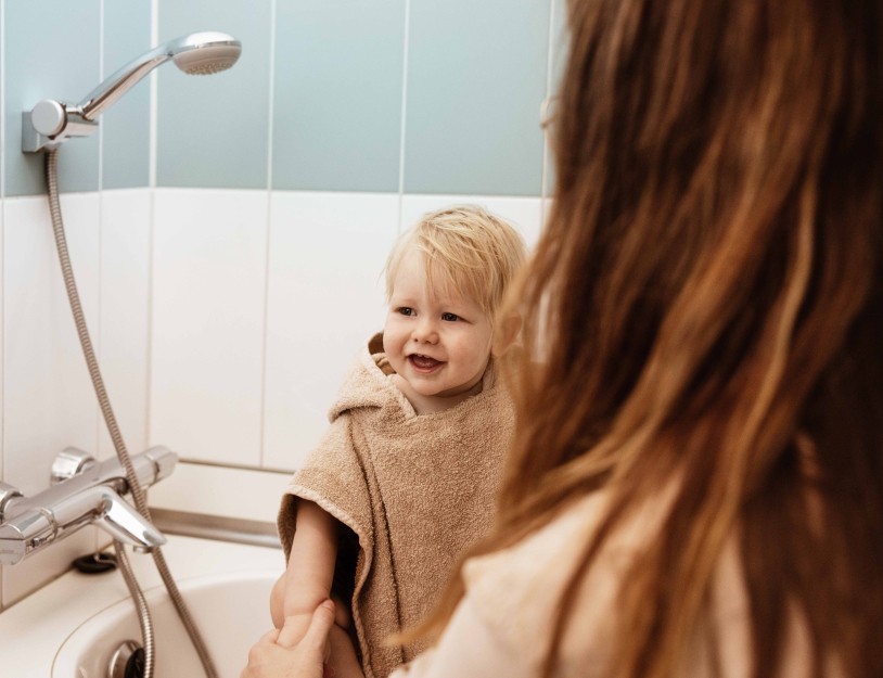 Camping-de-kleine-wolf-faciliteit-sanitairgebouw-kindersanitair-baby-badje.jpg