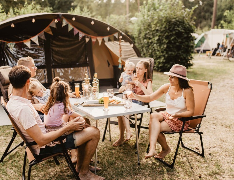 Camping-de-kleine-wolf-kamperen-gezinnen-gezelligheid.jpg