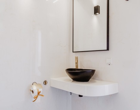Camping-De-Kleine-Wolf-Prive-sanitair-comfortbeetje.jpg