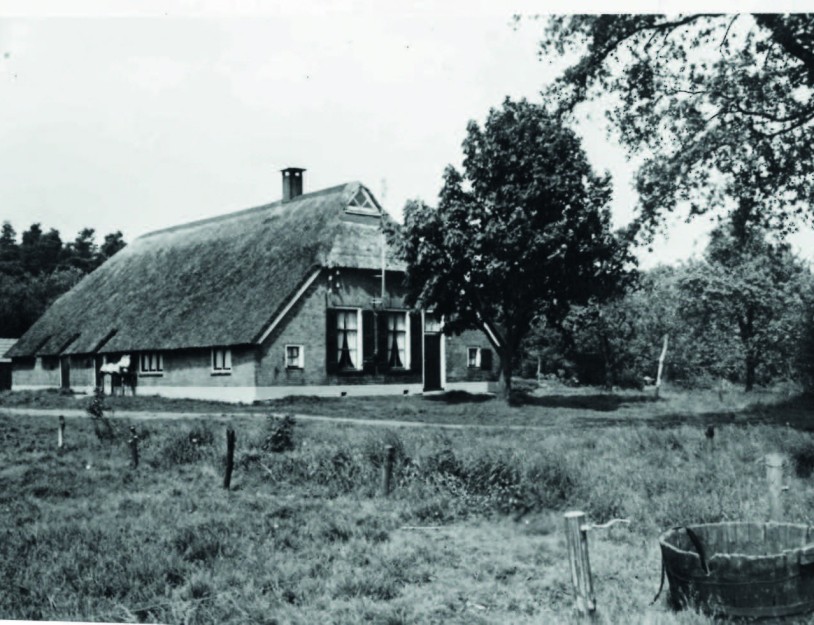 Vroeger Boerderij - De Kleine Wolf